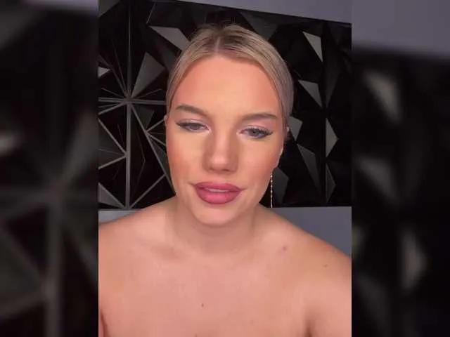 LYLAtop — Freechat on BongaCams