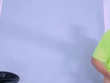 _axelking_ — GOAL: show chets + oil in my chest [35 tokens remaining] Welcome to my room! #socks #muscle #bigcock #feet #new