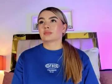 Freechat _emily_r on Chaturbate