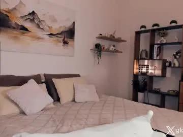 Freechat _golden_moon_ on Chaturbate