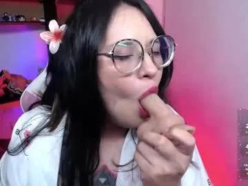 _jadee_p_ — GOAL: DEEPTHROAD [171 tokens remaining] You like bbw and gamer girl? this is your place  #bbw #femdom #belly #asian #bigpussy