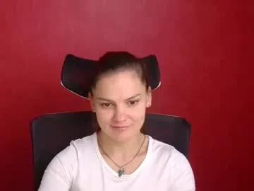 _olivia_moon — GOAL: Welcome to CB [50 tokens remaining] Welcome to my room! #shy #cute #petite #italy #new