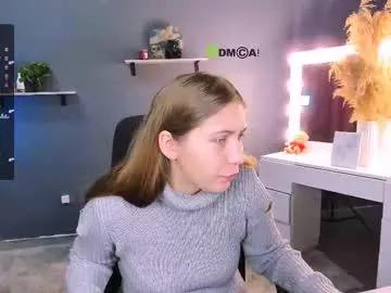 _tiana_moon — GOAL: say your phrase into the microphone [117 tokens remaining] Welcome to my room! #18 #blueeyes #shy #sing #cute #dance