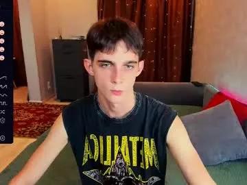aaron_bang on Chaturbate 