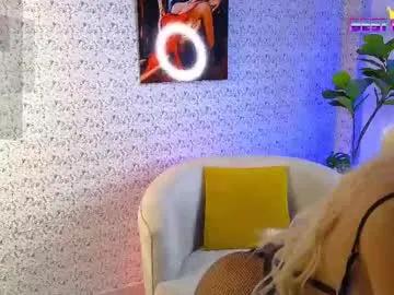 adablue25 on Chaturbate 