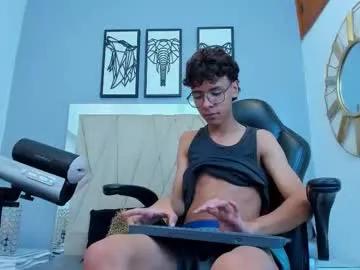 adams_bobby — GOAL: Get Naked [97 tokens remaining] Welcome to my room! #18 #bigcock #new #young #cum