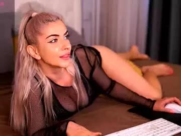 Freechat adelyn_chase on Chaturbate