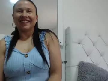 Freechat adrianatellez on Chaturbate