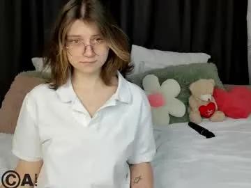 agnes_passero — GOAL: Lick n bite lips [10 tokens remaining] Welcome to my room  #hairy #smalltits #natural #teen #18