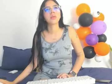 ainoa_pink — GOAL: Sexy dance [49 tokens remaining]  