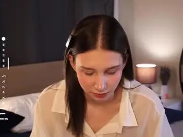airsofi — Hi! im Sofi and im #new here! GOAL:longer you tip, longer i shake boobie #18 #skinny #shy #cute [494 tokens remaining]