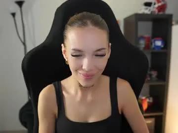 alexxisky — Top off LUSH IS ON/ kansas city chiefs 4ever / BRAND NEW from Ukraine Anyone for a nice talk ? Let's do an amazaing naked show #teen #dildo #squirt #anal #18 [314 tokens remaining]