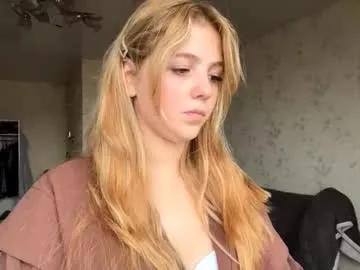 alfrediamalcom — My name is Maria! Goal :  Rate the shape my ass please      : I #new & #young model #18 #blonde #shy ^^ [180 tokens remaining]