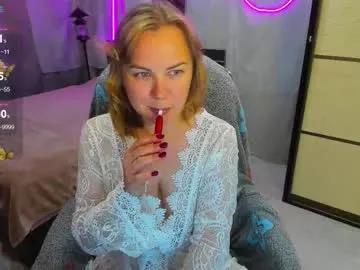 alice_sex_intellect — GOAL: Show ass  [255 tokens remaining] Welcome to my room! Glad to see you:) #milf #bigboobs #feet #natural #lovense