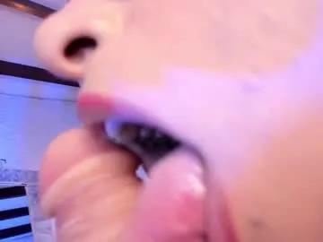 alizon_ — GOAL: Shake boobs + Titjob [175 tokens remaining] My fuckmachine is ready to go deep inside me  Who's gonna make me cum? #boobs #naked #natural #brunette #fuckmachine