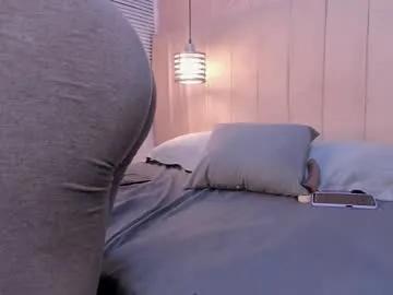 alizza_ — GOAL: Sexy Dance [52 tokens remaining] Do you want me to make my ass bounce on your face?  #leggings #latina #bigass #smalltits #skinny