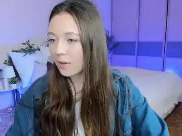 Group alluringeyess on Chaturbate