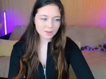 Group alluringeyess on Chaturbate