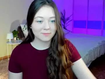 Group alluringeyess on Chaturbate