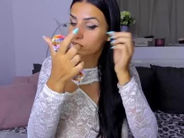 Freechat alphaqueenx on Chaturbate