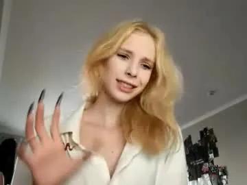 altheadoyel — GOAL :Show my outfit!  i'm #new here! Show me your thumbs up! Let's get acquainted! #bigboobs #shy #18 #young [15 tokens remaining]