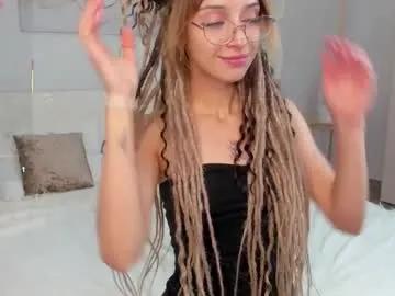 ameli_shell — Lick your fingers [9 tokens left] The girl next door / I'm giving you control of my toy if your joke makes me laugh^^ #new #18 #teen #skinny #shy