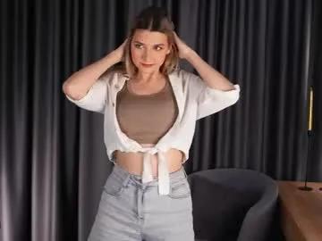 amirasubramanian — Hi everyone! im Ami<3 im new here! Goal: sweet air kiss for you   #new #skinny #blonde #18 #shy [20 tokens remaining]