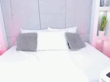 amycolman_ — GOAL: Sexy Dance [113 tokens remaining] Welcome to my room! #feet #blonde #redhead #lovense #new