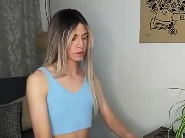 andy_vander — Show cock with saliva [70 tokens left] #latina #femboy #feet #lovense #skinny