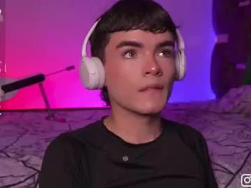 Freechat angelocute_ on Chaturbate
