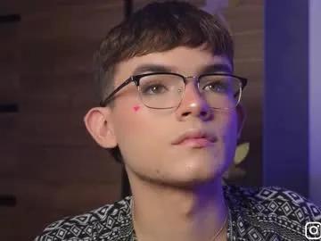 Freechat angelocute_ on Chaturbate