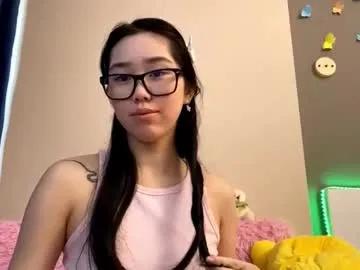 annabellegallego — 7Day*Goal: Lick my finger close to cam #asian #18 #young #cute #new [5 tokens remaining]