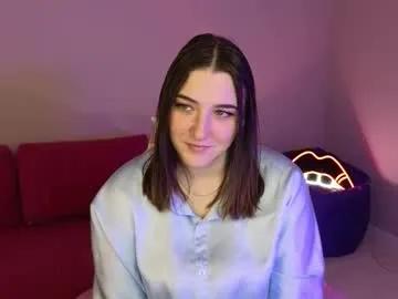 anniedodge — for a good start of show  [17 tokens left] Hello everyone, today is my first day, welcome to my room #curved #18 #new