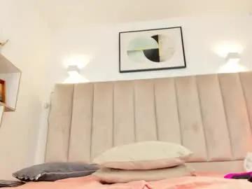 Freechat anniie_queen on Chaturbate