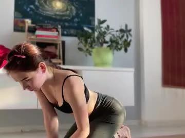 anntics_ — good morning. ill come back to you after my yoga [33 tks left]   #tease #natural #skinny
