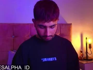 Freechat ares_alpha on Chaturbate