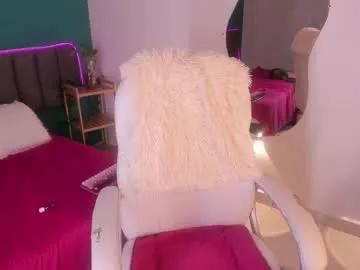 Freechat ariamoonlight on Chaturbate