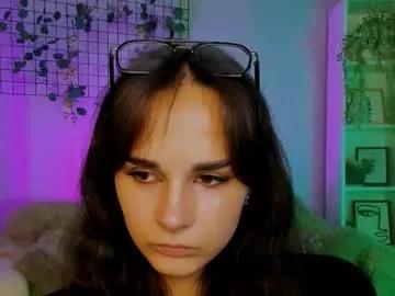 ariana_ross7 — GOAL: plat tits [444 tokens remaining] Welcome to my room! #pvt #feetfetish #brunette #nonude #cute #young