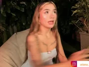 Freechat ariana_villada on Chaturbate
