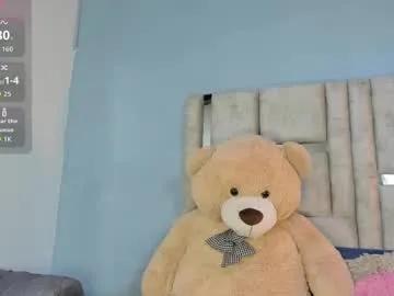 Freechat ashleyhiil2 on Chaturbate