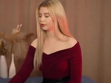 ashleyniko — Hello! Im Ashley, welcome! Goal:make me smile #new #shy #blonde #feet [12 tokens remaining]