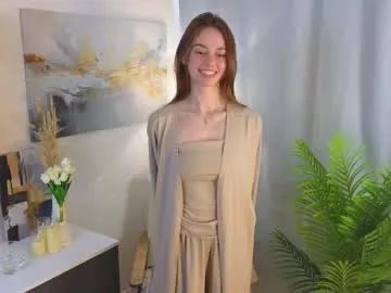 astridweickum — GOAL: Kiss you <3 | Welcome to my room! I'm Kate and my gift for you - free TG for fan club! #18 #new #shy #young #teen [14 tokens remaining]