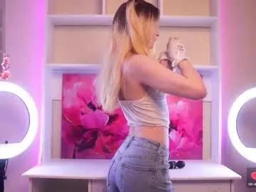 astridweickum — GOAL: kiss [9 tokens remaining] Give me just one like and show me this as a gift! #new #shy #18 #teen #young