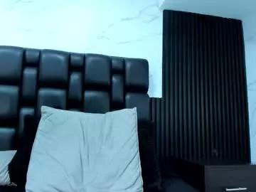 Away aurorabon on Chaturbate