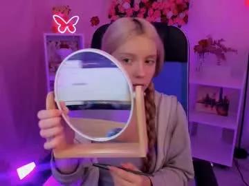 Freechat aurorawrenfield on Chaturbate