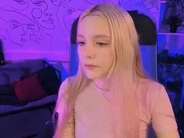 Freechat aurorawrenfield on Chaturbate