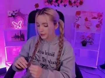 Freechat aurorawrenfield on Chaturbate