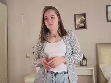 autumnsins — Goal : spin and smile for a great start | Hey hey! I'm Mia and i'm #shy #new #18 girl here with #bbw #bigtits [33 tokens remaining]