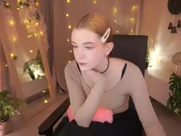 avaryder — Hello! This is my first stream EVER! Support me! - Goal: Change the outfit [333 tokens left] #new #shy #nonude #redhead #tattoo