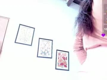avery_maida — GOAL: SHOW TITS + NIPPLE STIMULATION+ SALIVA [19 tokens remaining] I'm wet waiting for you try me #latina #skinny #fingers #pussy #new